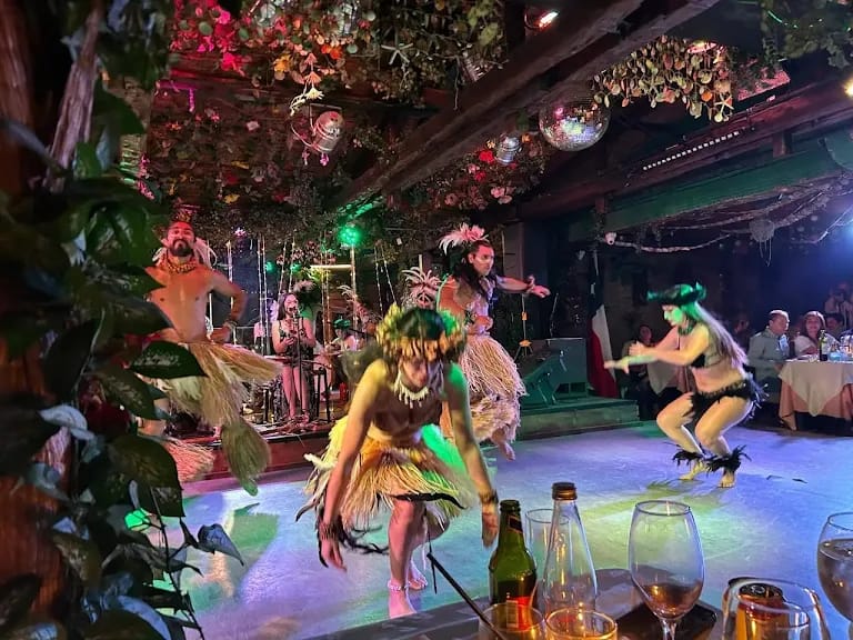 Jantar Com Show Bali Hai Em Santiago, Chile